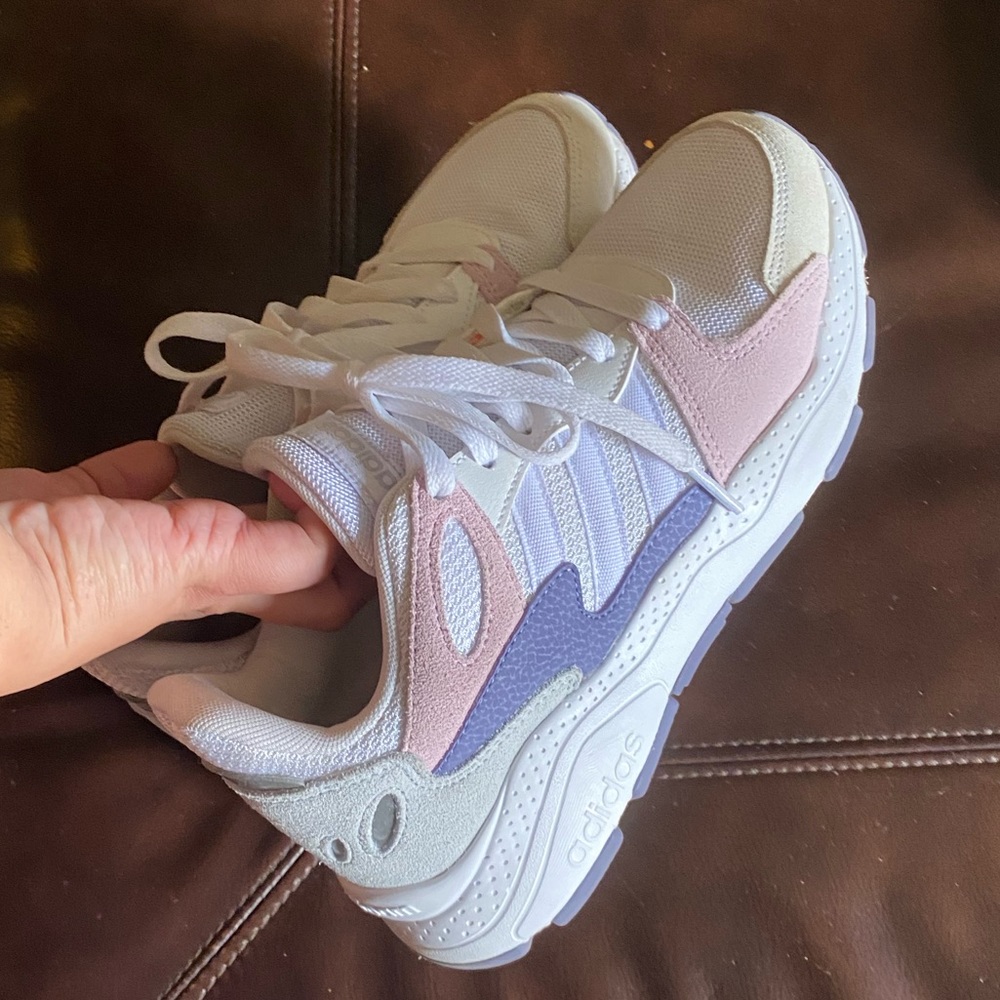Adidas Sneakers